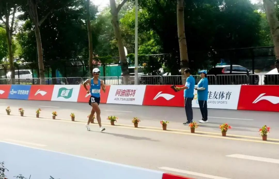 inews, 既是他个人, 一举斩获