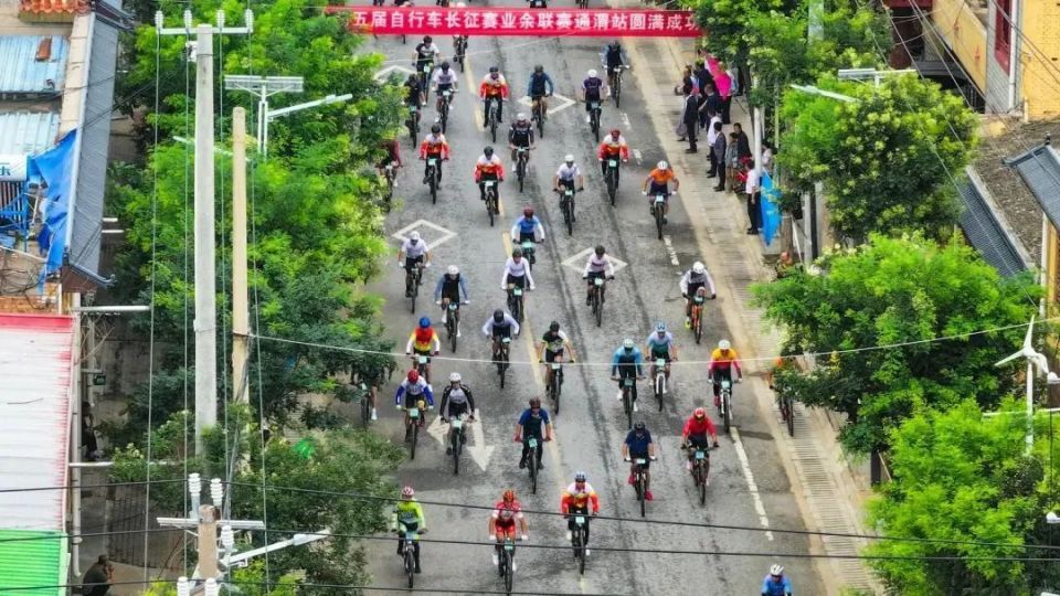 感觉咱们的, 共同站岗守