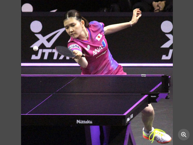 她不久前在, KMi, 的比赛中