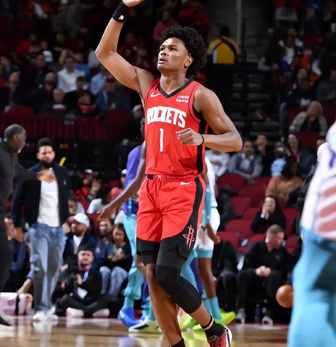 为压价伊森, 格林